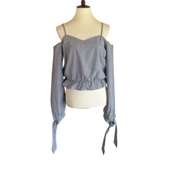 Nasty Gal Emory Park Cold Shoulder Top M Blue NWOT - Picture 11 of 11